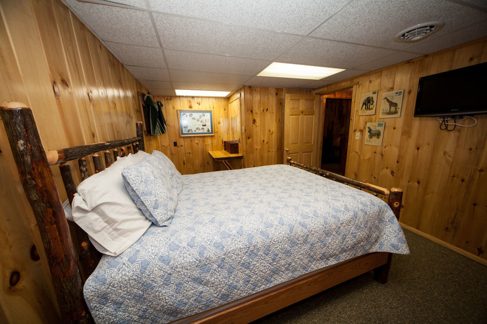 Log Cabin Lodge & Suites Jones Mills Buitenkant foto