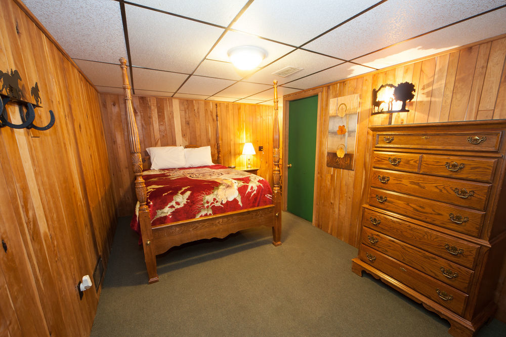 Log Cabin Lodge & Suites Jones Mills Buitenkant foto