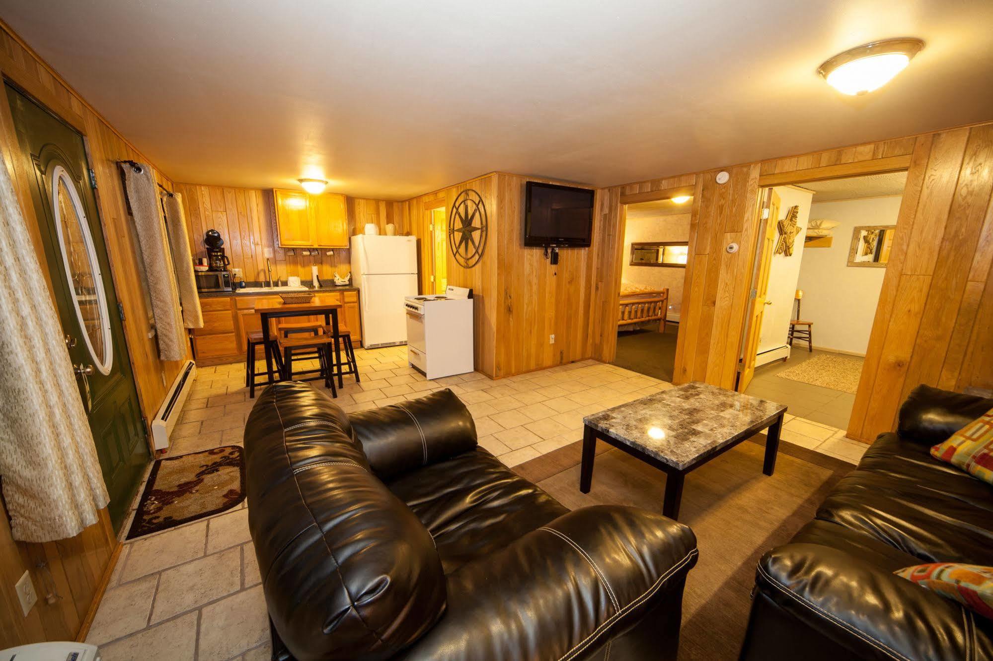 Log Cabin Lodge & Suites Jones Mills Buitenkant foto